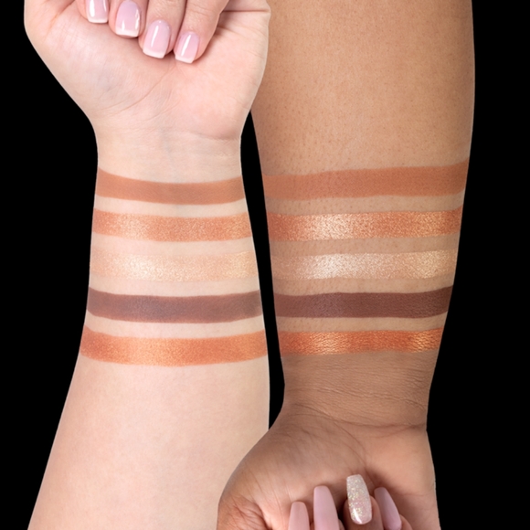 OFRA Signature Palette in Luxe, 7.5g/0.26oz - Picture 10 of 11